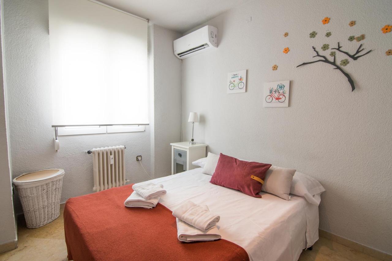 Lope De Vega Apartment Granada Eksteriør billede