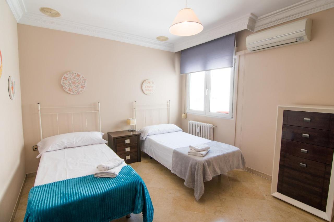 Lope De Vega Apartment Granada Eksteriør billede